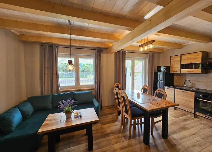 بيت للعطل Kominkowka