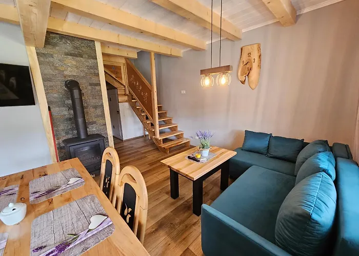 Kominkowka بيت للعطل