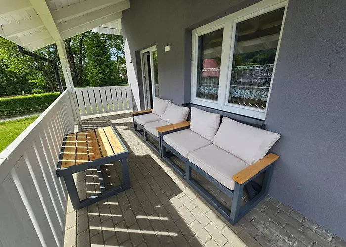 Kominkowka بيت للعطل *